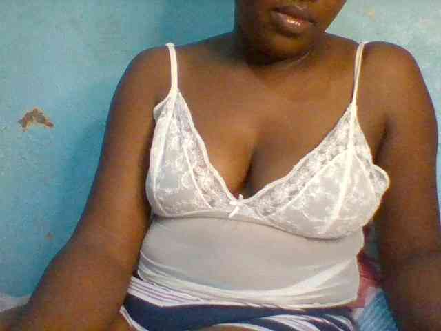 Njeee76 webcam