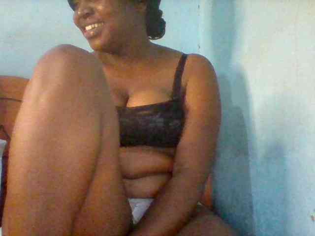 Njeee76 webcam