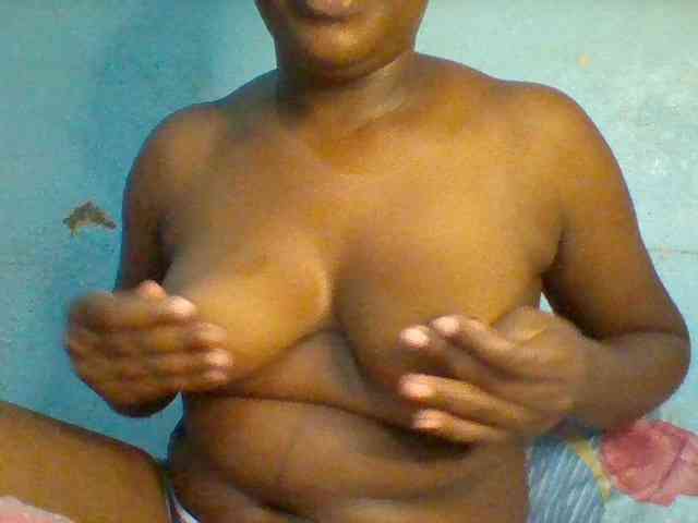 Njeee76 webcam