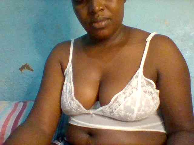 Njeee76 webcam