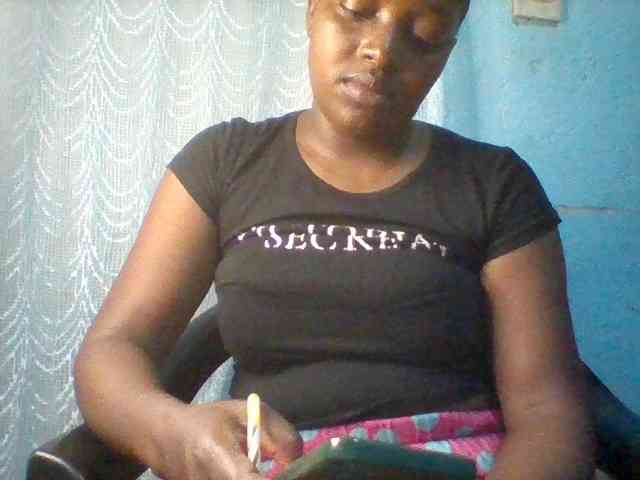 Njeee76 webcam