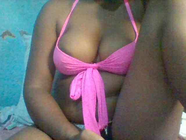 Njeee76 webcam
