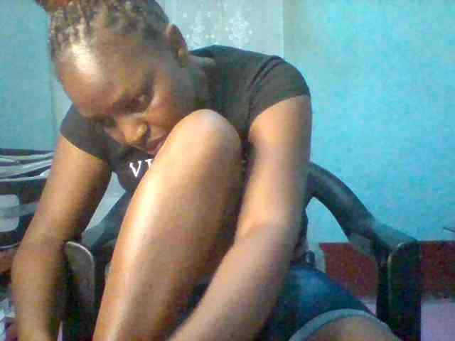 Njeee76 webcam