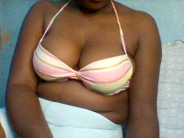 Njeee76 webcam