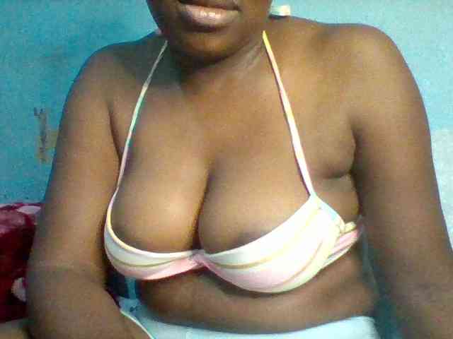 Njeee76 webcam