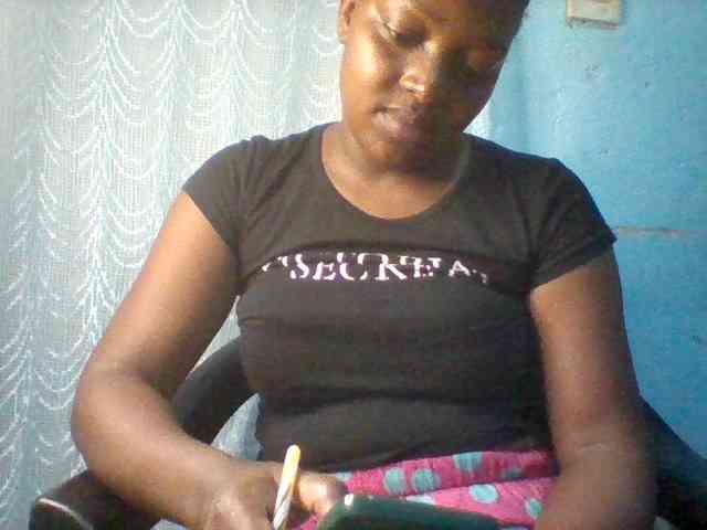Njeee76 webcam