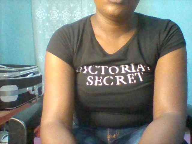 Njeee76 webcam