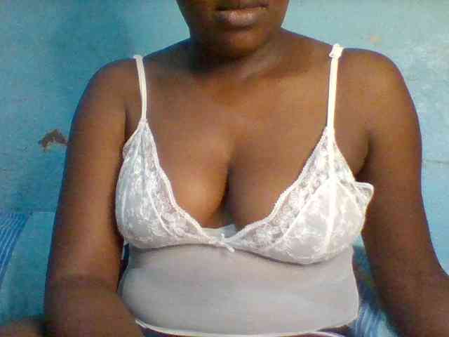 Njeee76 webcam