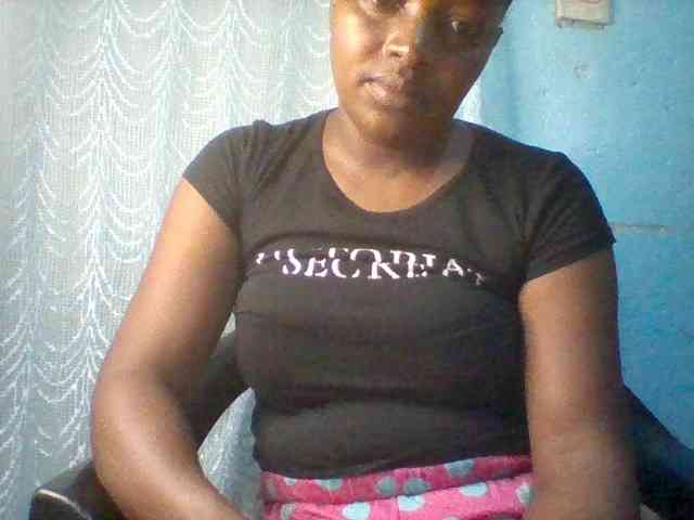 Njeee76 webcam
