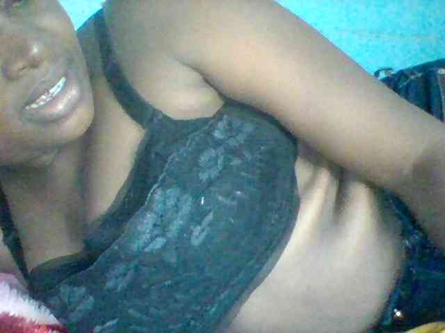 Njeee76 webcam