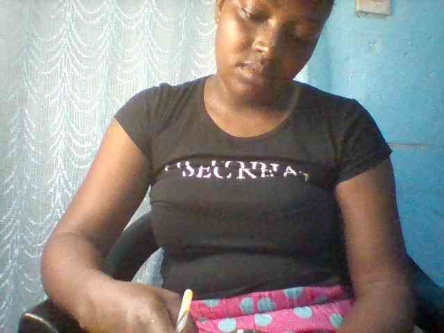 Njeee76 webcam