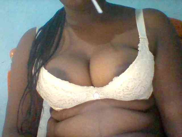 Njeee76 webcam