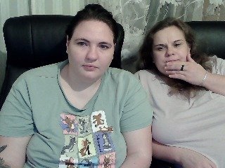HollyXEva