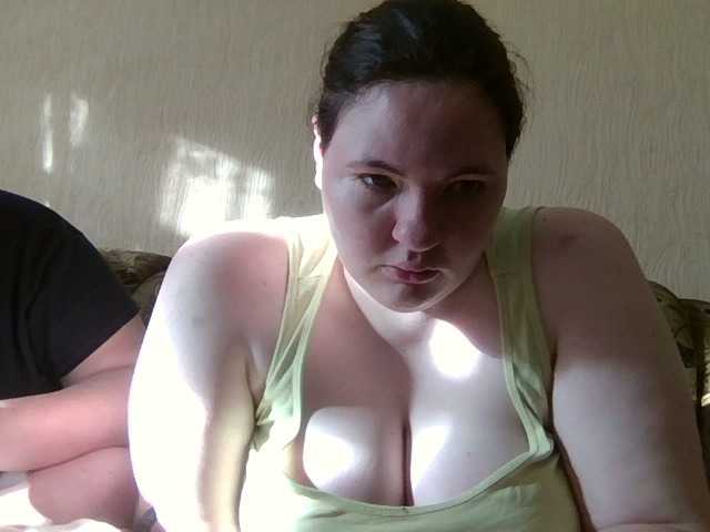 HollyXEva