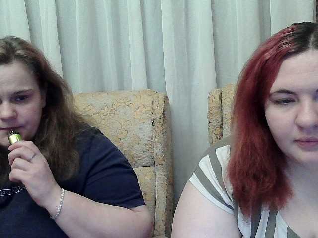 HollyXEva's BongaCams show and profile