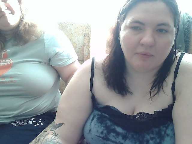 HollyXEva's BongaCams show and profile