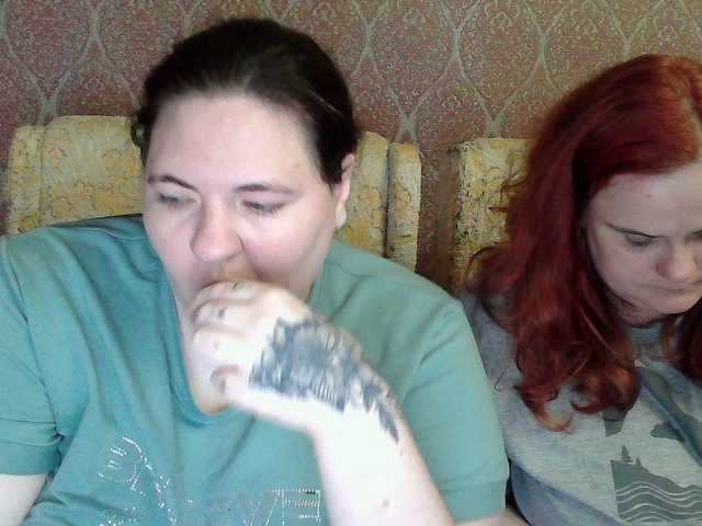 HollyXEva's BongaCams show and profile