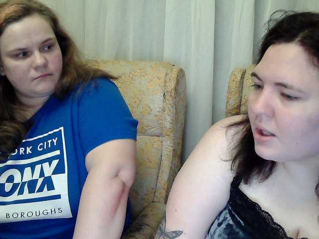 HollyXEva's BongaCams show and profile