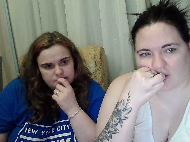 HollyXEva's BongaCams show and profile