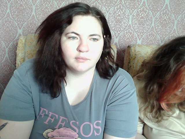 HollyXEva's BongaCams show and profile