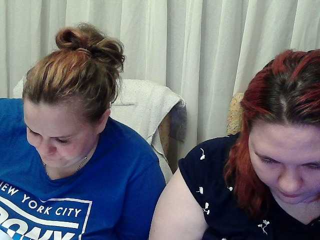 HollyXEva's BongaCams show and profile