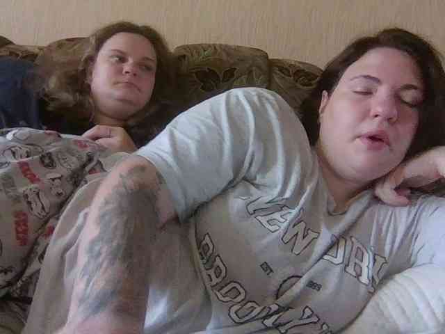 HollyXEva webcam