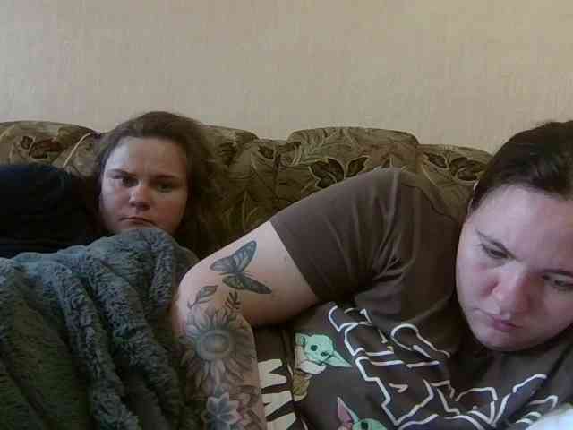HollyXEva webcam