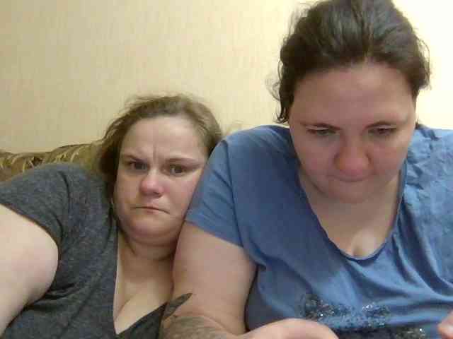 HollyXEva webcam