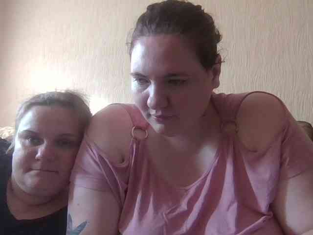 HollyXEva webcam