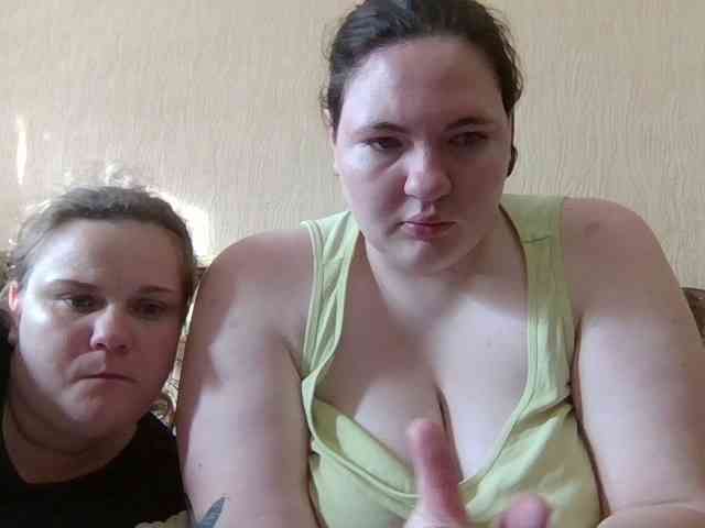 HollyXEva webcam