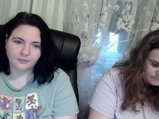 HollyXEva webcam