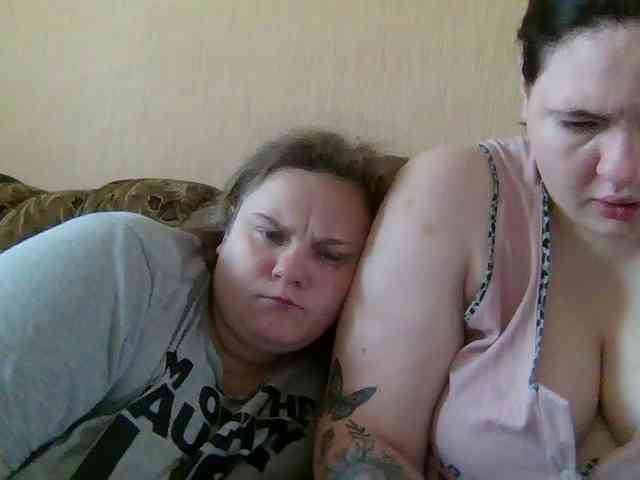 HollyXEva webcam