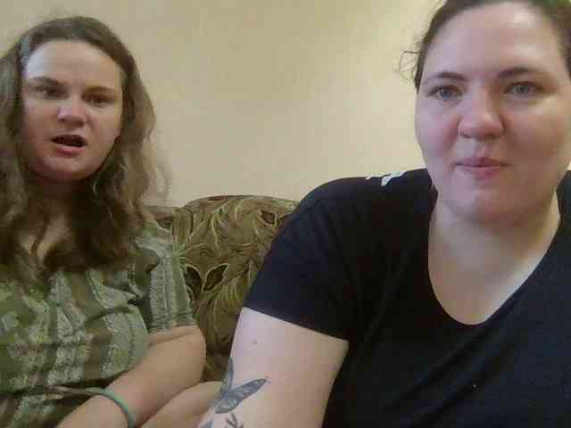 HollyXEva webcam