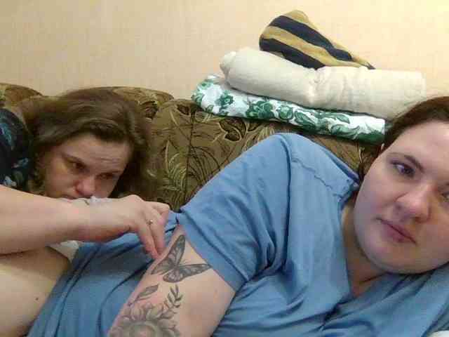 HollyXEva Live Webcam on BongaCams
