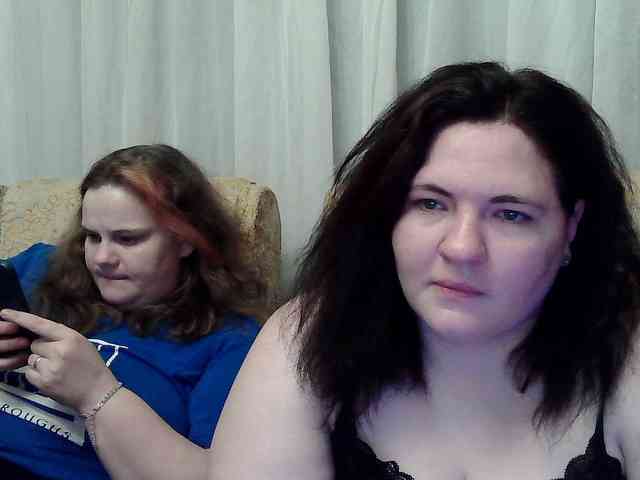 HollyXEva Live Webcam on BongaCams