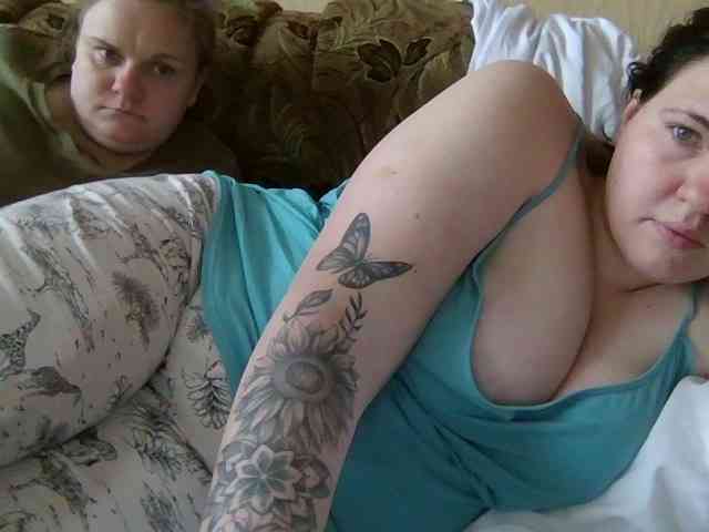 HollyXEva webcam
