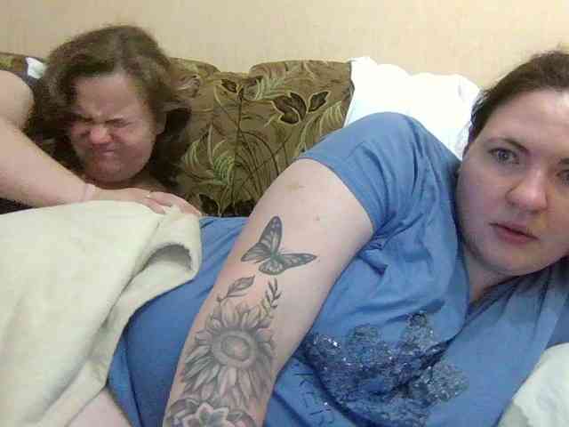 HollyXEva Live Webcam on BongaCams