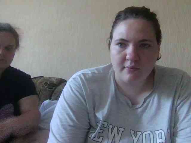 HollyXEva webcam
