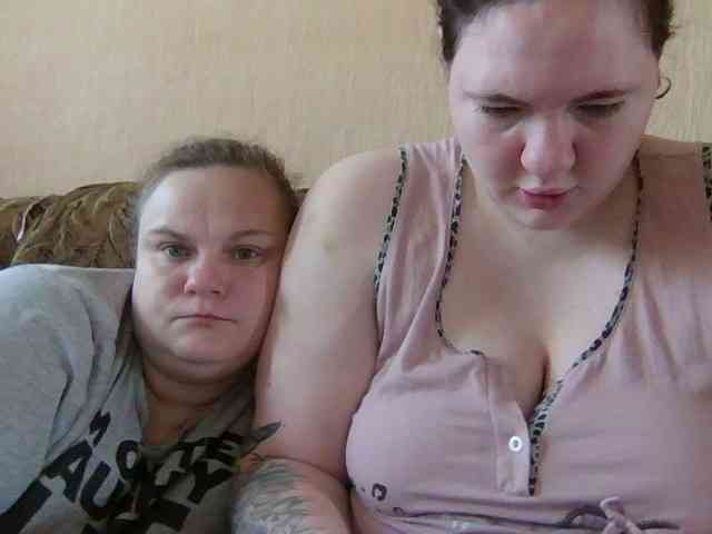 HollyXEva webcam