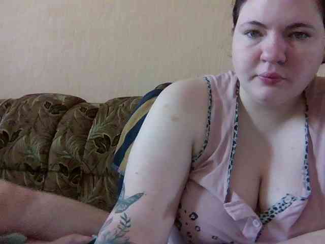 HollyXEva webcam