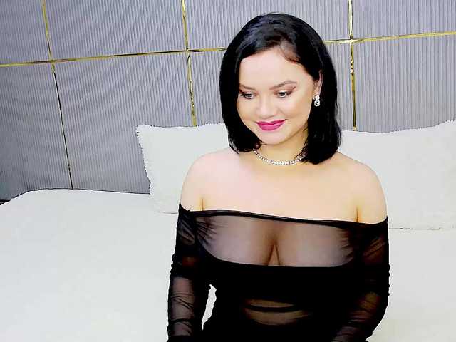 KikiMoon's BongaCams show and profile