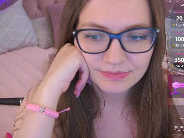 CinderelaVel on BongaCams