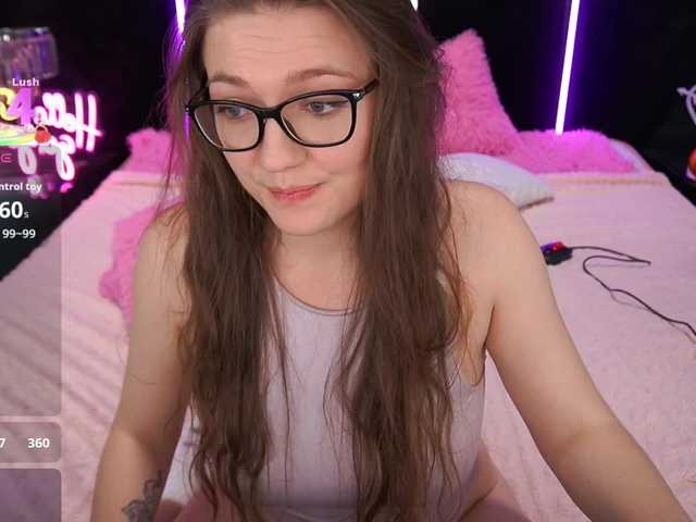 CinderelaVel from BongaCams