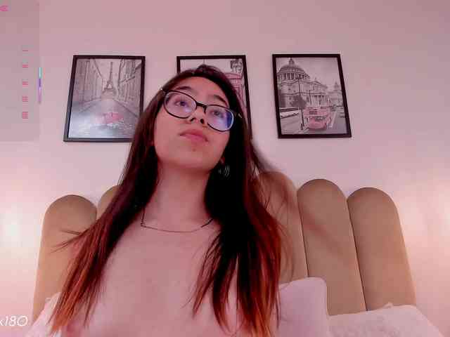 Julie-Star webcam
