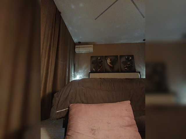 GgggLAAAAaaFFtt596rr's BongaCams show and profile