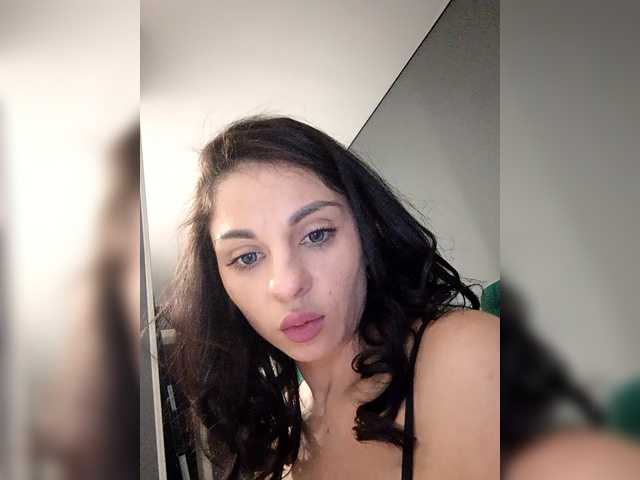 GgggLAAAAaaFFtt596rr's BongaCams profile