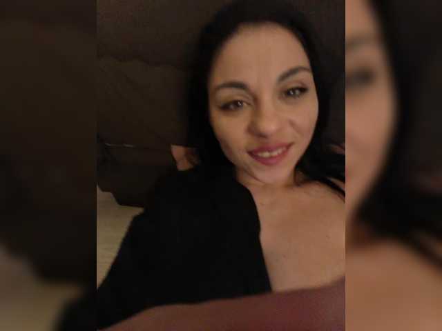 GgggLAAAAaaFFtt596rr's BongaCams show and profile