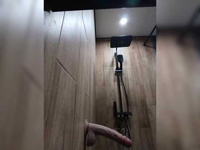 GgggLAAAAaaFFtt596rr's BongaCams show and profile