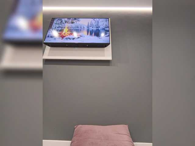 GgggLAAAAaaFFtt596rr's BongaCams show and profile