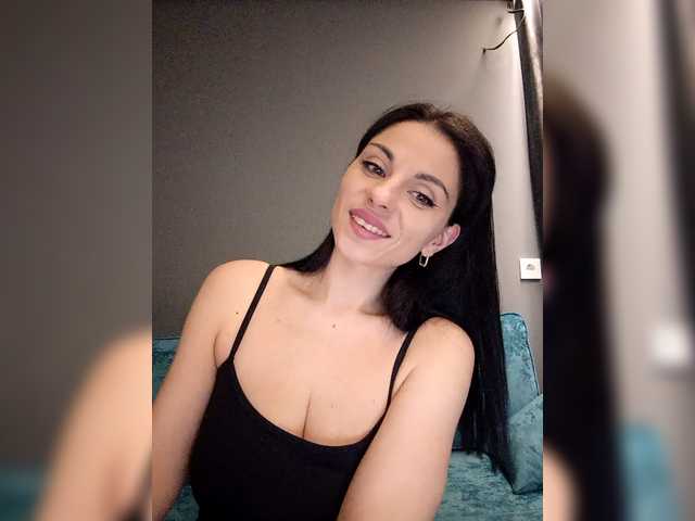 GgggLAAAAaaFFtt596rr's BongaCams show and profile